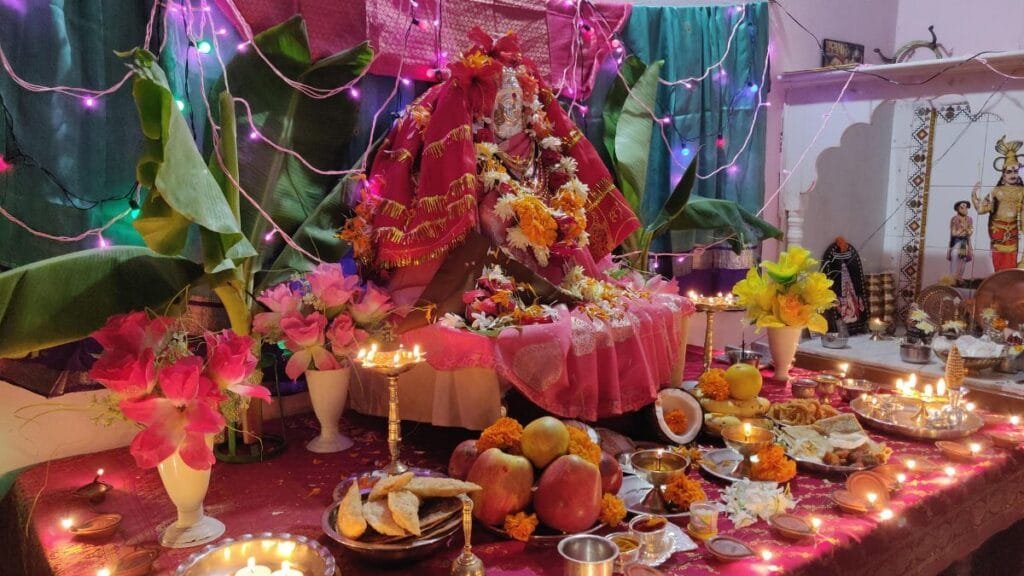 Lakshmi Puja 2025: Complete Diwali Puja Vidhi for Wealth